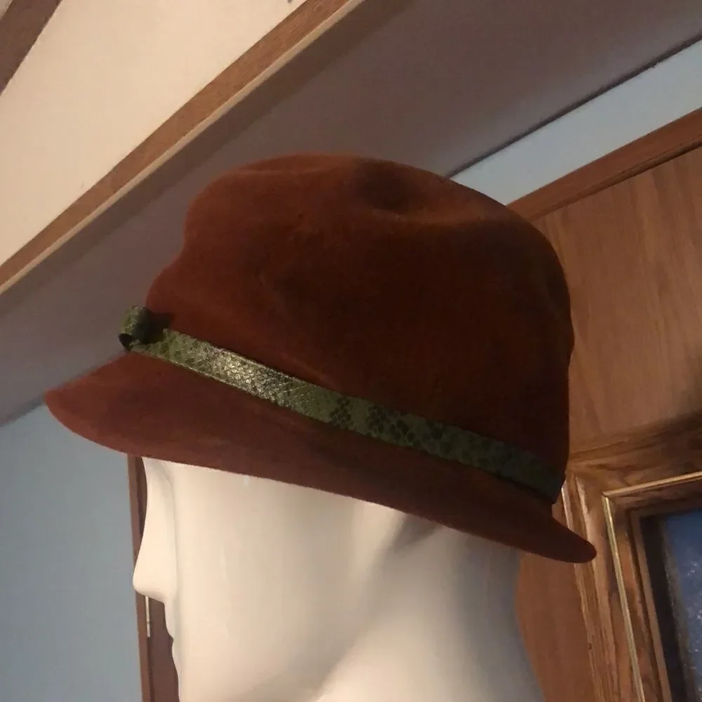 Vintage Peachbloom Velour Hat